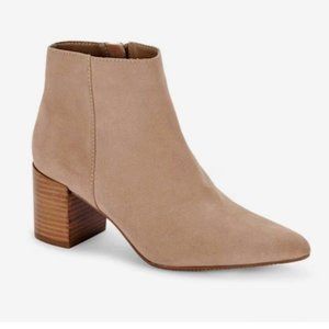 Blondo Suede Leather Ankle Boots Size 9 Beige Pointed Toe Fall Winter Stylish